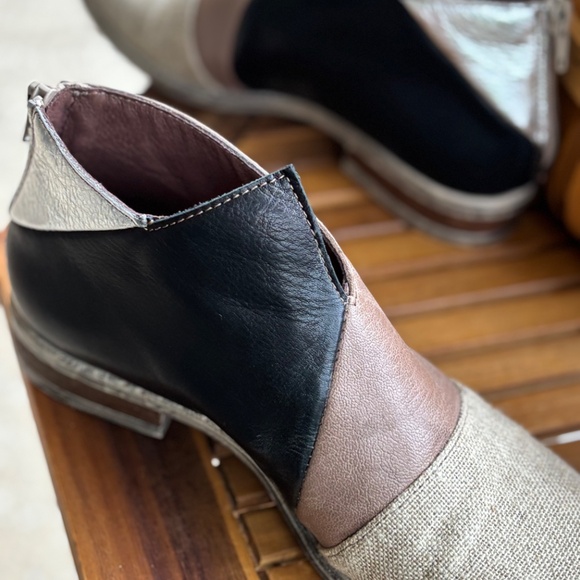 Le Bohemien ankle boots, size 37/6.5 - Picture 8 of 11